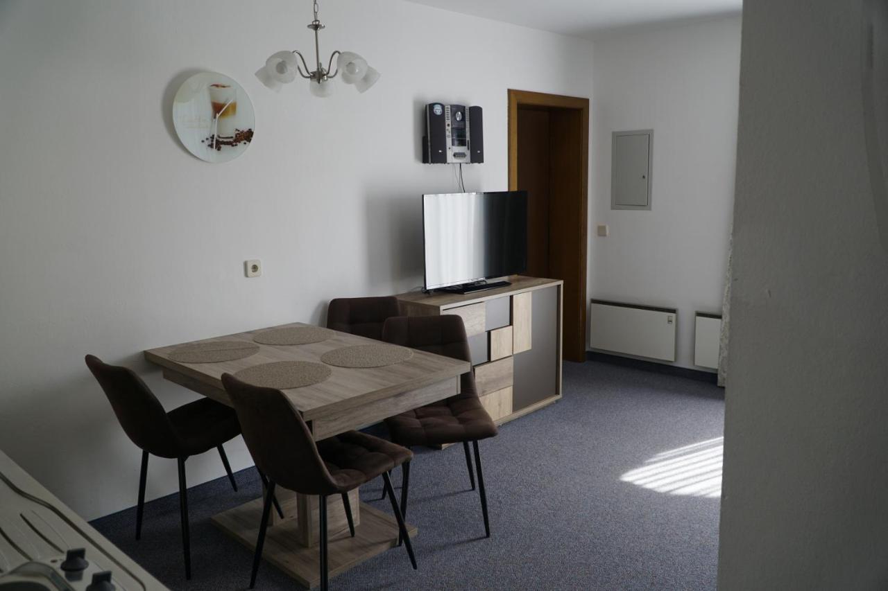 Pension-Ferienwohnung Rotar Faak am See Εξωτερικό φωτογραφία