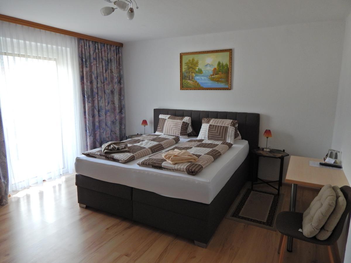 Pension-Ferienwohnung Rotar Faak am See Εξωτερικό φωτογραφία